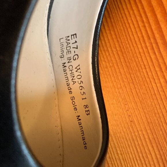 Cole Haan Black Pump Sz 8B - Picture 5 of 7